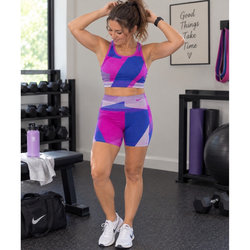 Nike Dri-FIT Womens 2 Piece Set Sports Bra L Shorts M Blue Pink Geometric